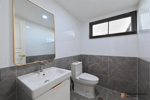 Condominio de 3 dormitorios en Bangkok, Tailandia № 184327 - foto 5
