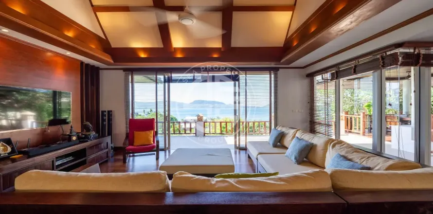 Chalet de 4 dormitorios en Patong, Tailandia № 190704