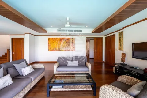 Chalet de 4 dormitorios en Patong, Tailandia № 190704 - foto 5