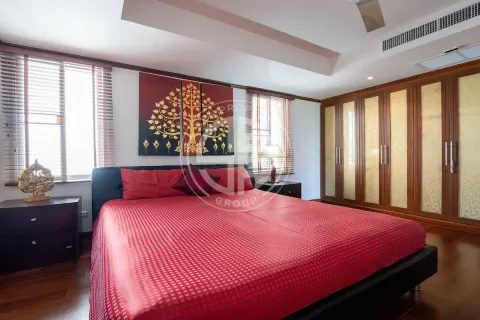 Chalet de 4 dormitorios en Patong, Tailandia № 190704 - foto 7
