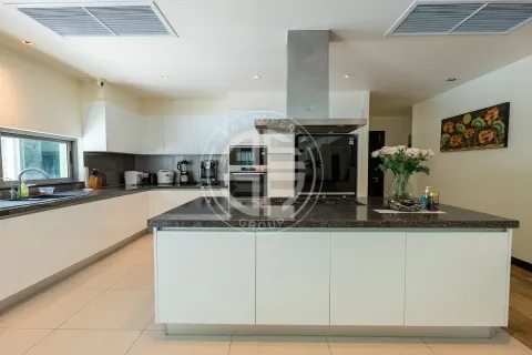 Chalet de 4 dormitorios en Phuket, Tailandia № 190706 - foto 6