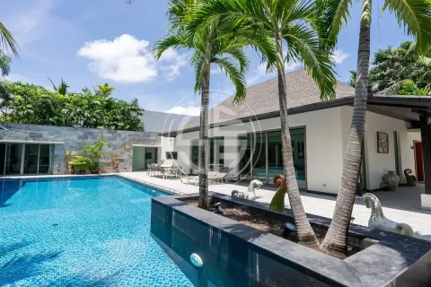 Chalet de 4 dormitorios en Phuket, Tailandia № 190706 - foto 21