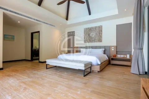 Chalet de 4 dormitorios en Phuket, Tailandia № 190706 - foto 9