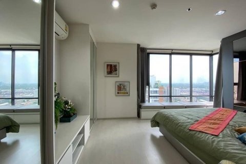 Condominio de 2 dormitorios en Watthana, Bangkok, Tailandia № 133683 - foto 15