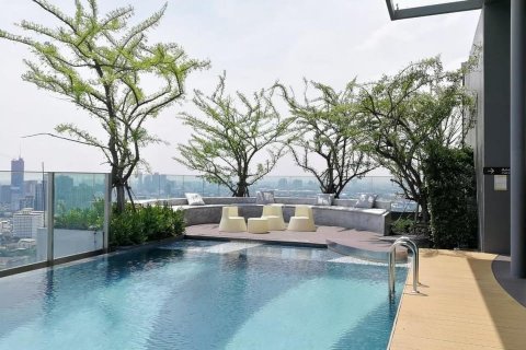 Condominio de 2 dormitorios en Watthana, Bangkok, Tailandia № 133683 - foto 2