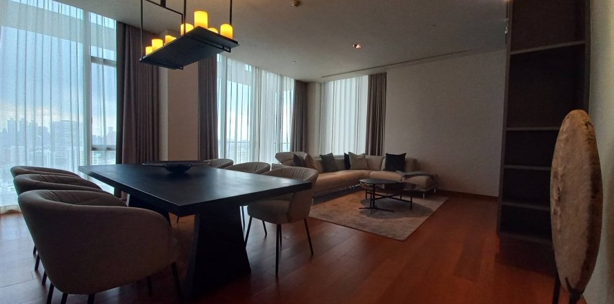 Condominio de 3 dormitorios en Sathon, Bangkok, Tailandia № 133686