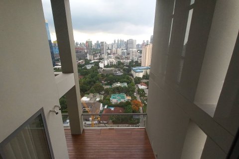 Condominio de 3 dormitorios en Sathon, Bangkok, Tailandia № 133686 - foto 4