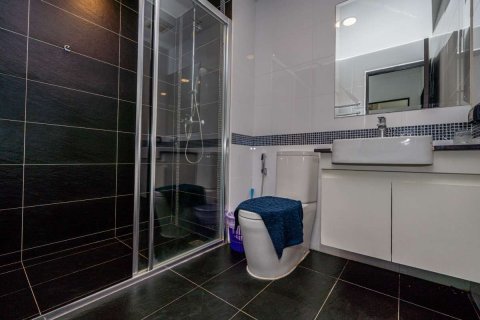 Condominio de 2 dormitorios en Chiang Mai, Tailandia № 160045 - foto 6