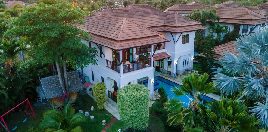 Chalet de 4 dormitorios en Hua Hin, Tailandia № 205708