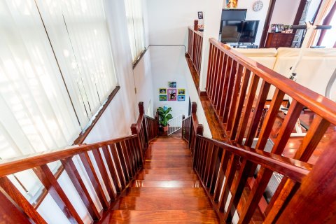 Chalet de 4 dormitorios en Hua Hin, Tailandia № 205708 - foto 12