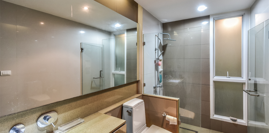 Condominio de 2 dormitorios en Bangkok, Tailandia № 184201