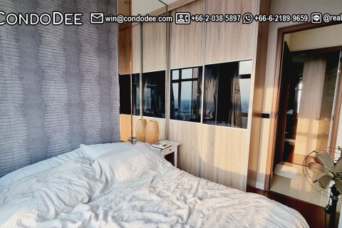 Condo in Phra Khanong, Bangkok, Thailand, 2 bedrooms № 201053 - photo 4