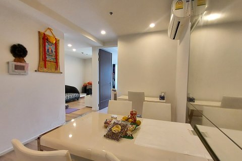 Condo à Watthana, Bangkok, Thaïlande, 2 chambres № 201054 - photo 8