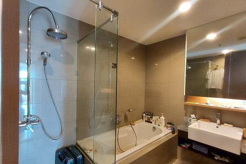 Condo à Watthana, Bangkok, Thaïlande, 2 chambres № 201054 - photo 4