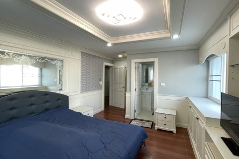 Condo in Watthana, Bangkok, Thailand, 2 bedrooms № 201057 - photo 5