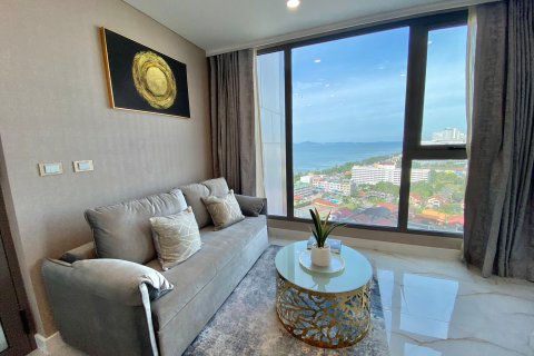Apartamento de 2 habitaciones en Pattaya, Tailandia № 190886 - foto 2