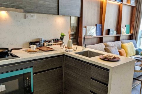 Condominio de 1 dormitorio en Watthana, Bangkok, Tailandia № 200640 - foto 5