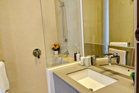 Condominio de 1 dormitorio en Watthana, Bangkok, Tailandia № 200640 - foto 2