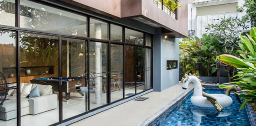 บ้านในวัฒนา, กรุงเทพฯ, ประเทศไทย 4 ห้องนอน № 200644