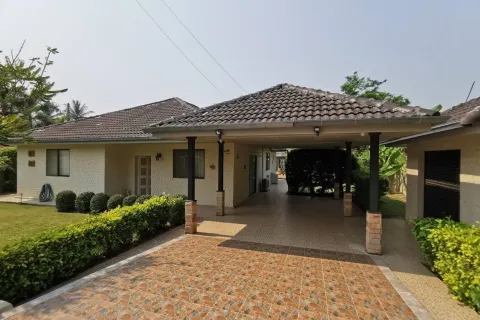 Chalet de 2 dormitorios en Hua Hin, Tailandia № 167786 - foto 27