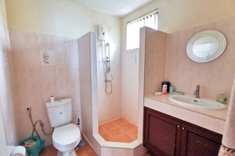 Chalet de 2 dormitorios en Hua Hin, Tailandia № 167786 - foto 11