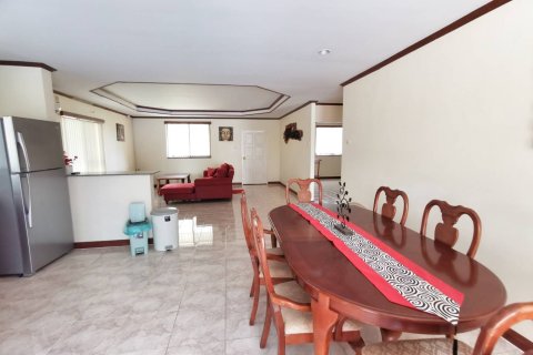 Chalet de 2 dormitorios en Hua Hin, Tailandia № 167786 - foto 20