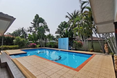 Chalet de 2 dormitorios en Hua Hin, Tailandia № 167786 - foto 4