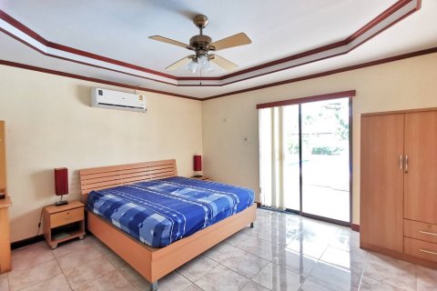 Chalet de 2 dormitorios en Hua Hin, Tailandia № 167786 - foto 9