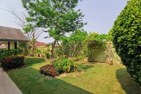 Chalet de 2 dormitorios en Hua Hin, Tailandia № 167786 - foto 25