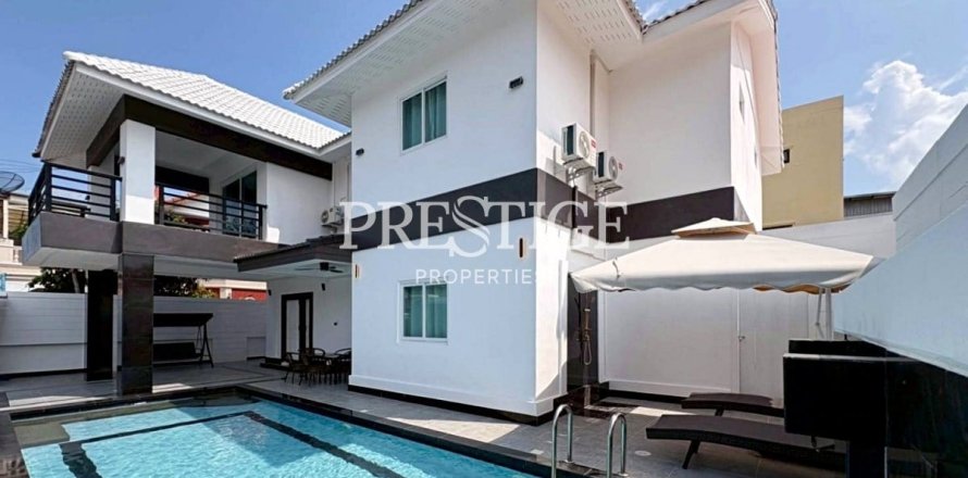 Casa de 6 dormitorios en Pattaya, Tailandia № 233799