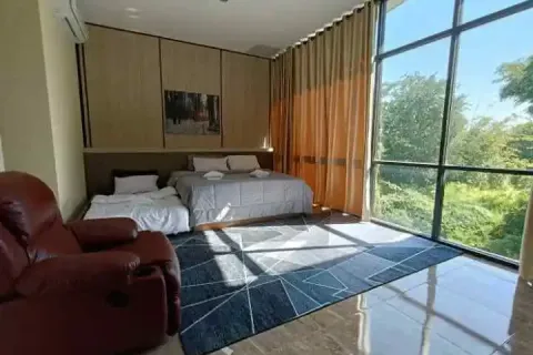 Casa de 5 dormitorios en Chiang Mai, Tailandia № 162823 - foto 8