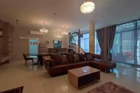 Casa de 5 dormitorios en Chiang Mai, Tailandia № 162823 - foto 7