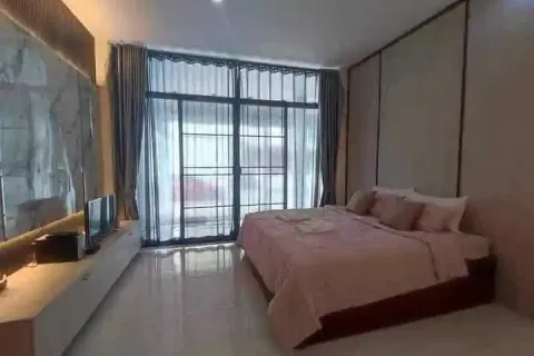 Casa de 5 dormitorios en Chiang Mai, Tailandia № 162823 - foto 19