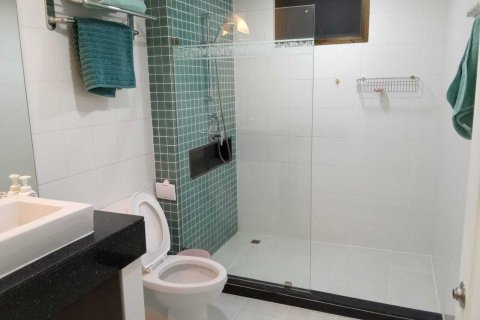 Condominio de 3 dormitorios en Pattaya, Tailandia № 164437 - foto 15