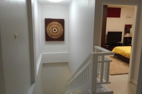 Condominio de 3 dormitorios en Pattaya, Tailandia № 164437 - foto 17