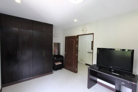 Condominio de 3 dormitorios en Pattaya, Tailandia № 164437 - foto 12
