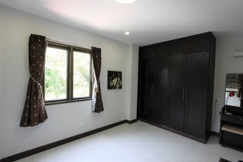 Condominio de 3 dormitorios en Pattaya, Tailandia № 164437 - foto 13