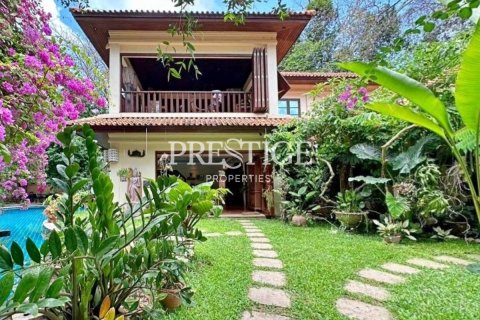 Maison à Pattaya, Thaïlande 3 chambres № 198195