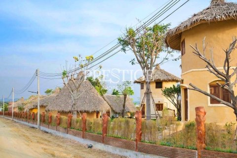 Commercial property in Pattaya, Thailand 509 sq.m. № 198198 - photo 15