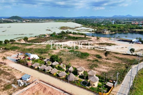 Commercial property in Pattaya, Thailand 509 sq.m. № 198198 - photo 19
