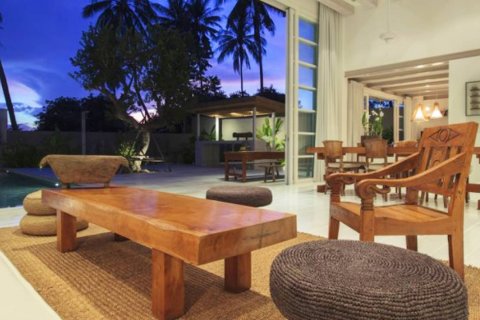 Casa de 3 dormitorios en Ko Samui, Tailandia № 180966 - foto 20