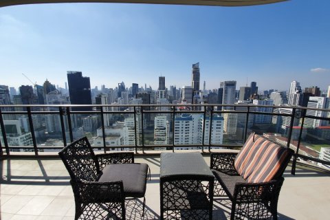 Condominio de 4 dormitorios en Bangkok, Tailandia № 180961 - foto 4