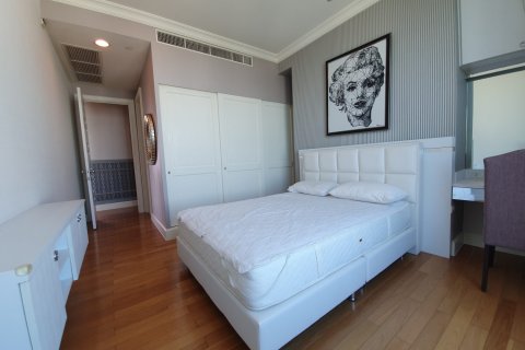 Condominio de 4 dormitorios en Bangkok, Tailandia № 180961 - foto 14