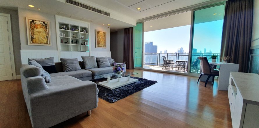 Condominio de 4 dormitorios en Bangkok, Tailandia № 180961