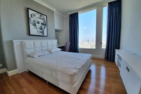 Condominio de 4 dormitorios en Bangkok, Tailandia № 180961 - foto 20