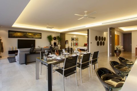 Condominio de 3 dormitorios en Phuket, Tailandia № 180963 - foto 9