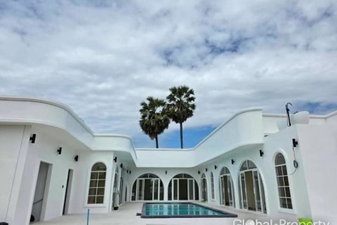 Haus in Pattaya, Thailand 5 Schlafzimmer № 163982