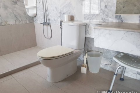 Condominio de 3 dormitorios en Pattaya, Tailandia № 163978 - foto 26