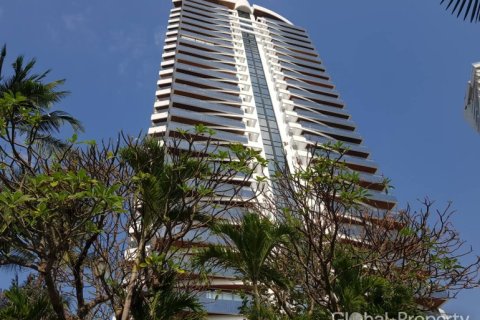 Condominio de 3 dormitorios en Pattaya, Tailandia № 163978 - foto 2