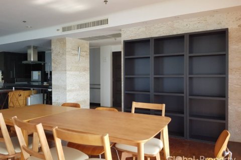 Condominio de 3 dormitorios en Pattaya, Tailandia № 163978 - foto 13